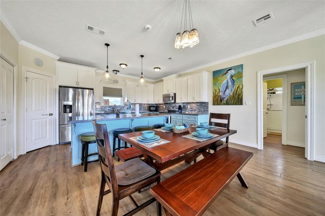2019 Vista Drive, Crystal Beach, TX 77650