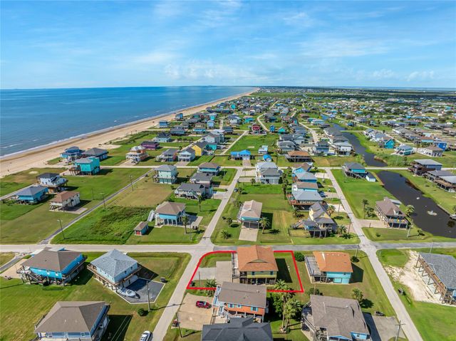 2019 Vista Drive, Crystal Beach, TX 77650