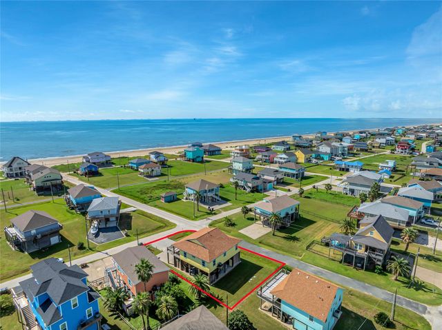 2019 Vista Drive, Crystal Beach, TX 77650