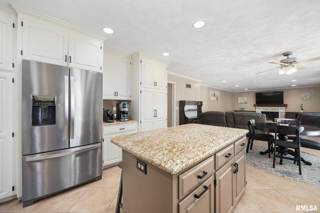 26 LINDEN Court, Morton, IL 61550