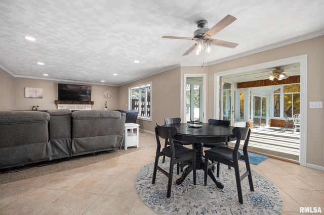 26 LINDEN Court, Morton, IL 61550