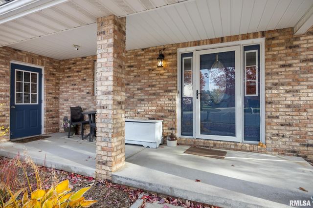 26 LINDEN Court, Morton, IL 61550