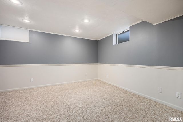 26 LINDEN Court, Morton, IL 61550