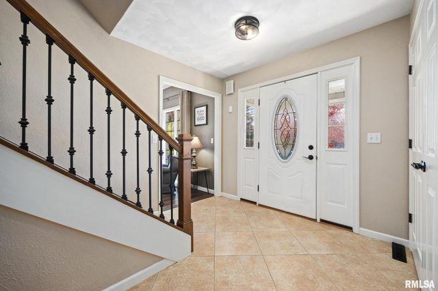 26 LINDEN Court, Morton, IL 61550