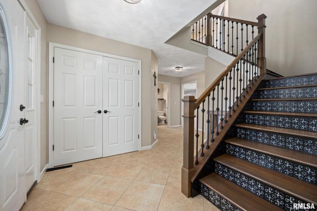 26 LINDEN Court, Morton, IL 61550