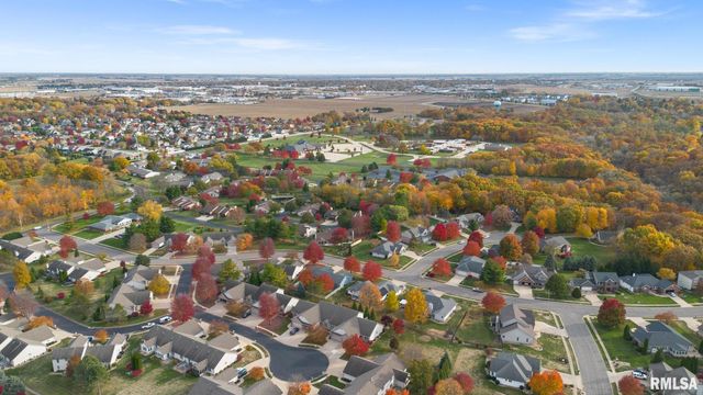 26 LINDEN Court, Morton, IL 61550