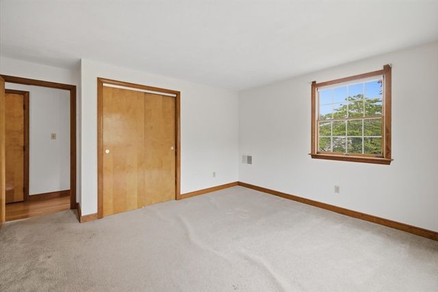 106 Edge Hill Rd, Milton, MA 02186