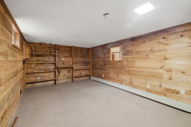 106 Edge Hill Rd, Milton, MA 02186