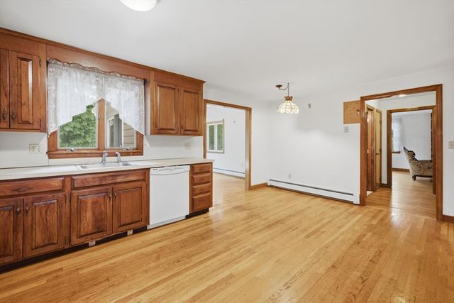 106 Edge Hill Rd, Milton, MA 02186