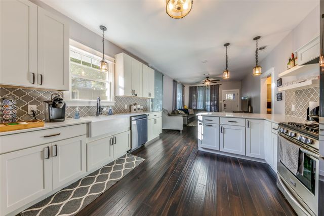 2013 Canterbury ST A, Austin, TX 78702