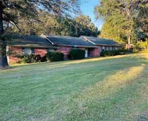 1829 Azalea, Gilmer, TX 75644