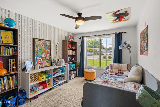 667 Rose Valley Court, Central Point, OR 97502