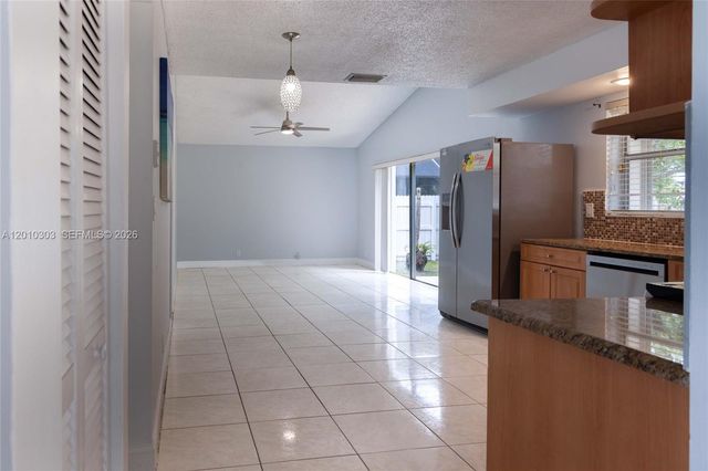 9470 Atlantic St, Miramar, FL 33025
