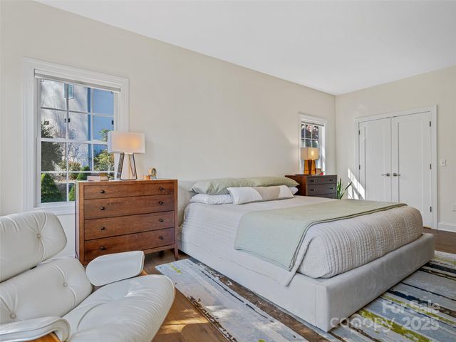 2508 Carriage Falls Court, Hendersonville, NC 28791