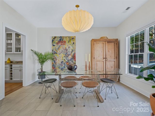 2508 Carriage Falls Court, Hendersonville, NC 28791