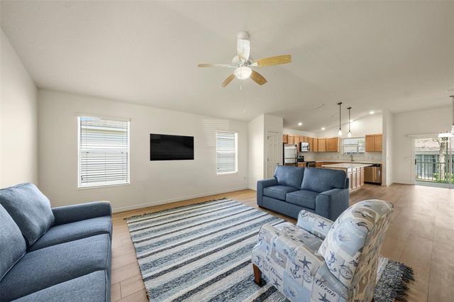 2418 HOPESPRING LOOP, The Villages, FL 32162