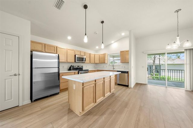 2418 HOPESPRING LOOP, The Villages, FL 32162