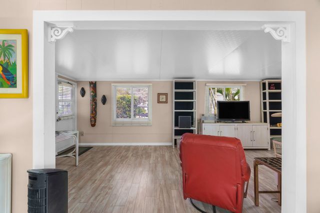 202 N Ibis S, Briny Breezes, FL 33435