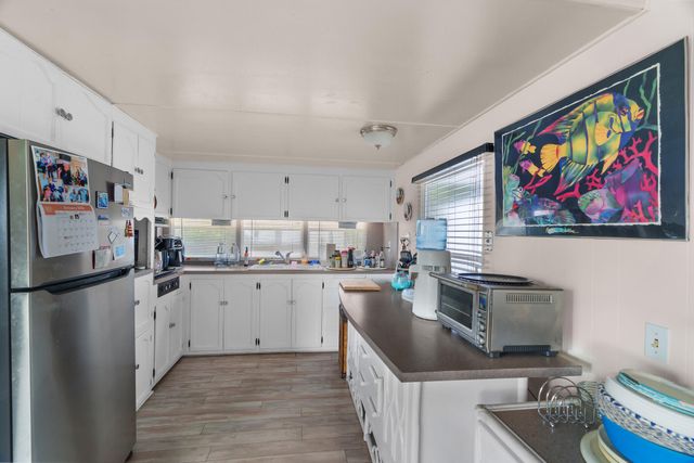 202 N Ibis S, Briny Breezes, FL 33435