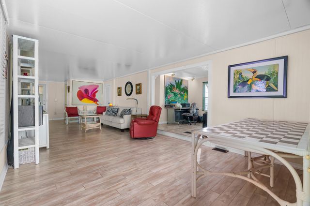 202 N Ibis S, Briny Breezes, FL 33435