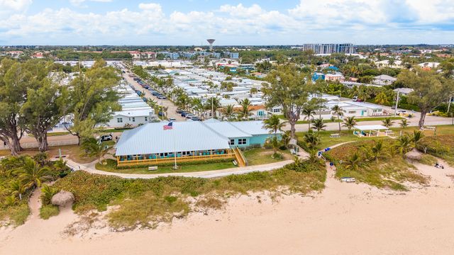 202 N Ibis S, Briny Breezes, FL 33435