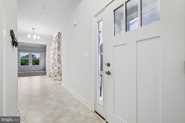 2810 TOWN VIEW CIR, New Windsor, MD 21776