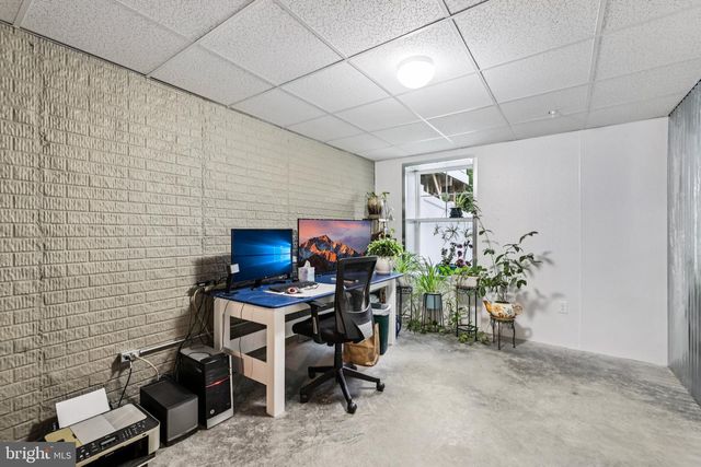 2810 TOWN VIEW CIR, New Windsor, MD 21776