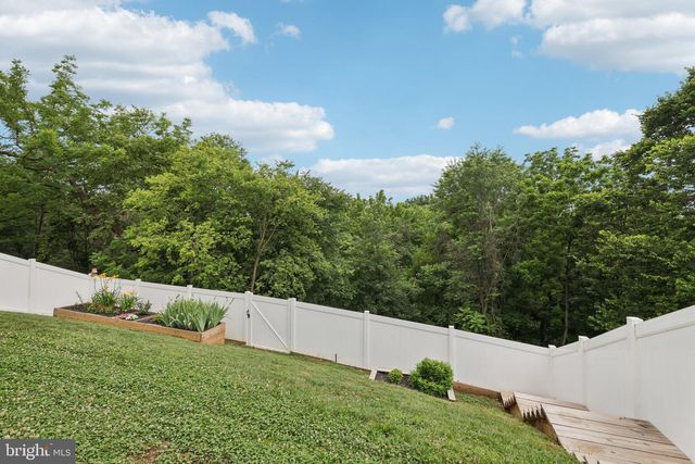 2810 TOWN VIEW CIR, New Windsor, MD 21776