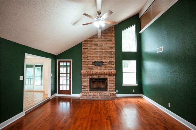 6321 Kristin Dr, Corpus Christi, TX 78414
