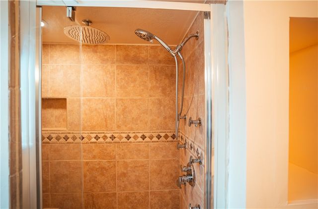 6321 Kristin Dr, Corpus Christi, TX 78414