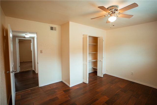 6321 Kristin Dr, Corpus Christi, TX 78414