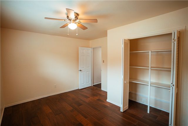 6321 Kristin Dr, Corpus Christi, TX 78414