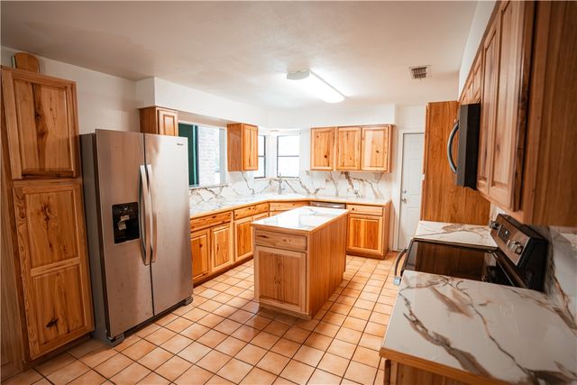 6321 Kristin Dr, Corpus Christi, TX 78414