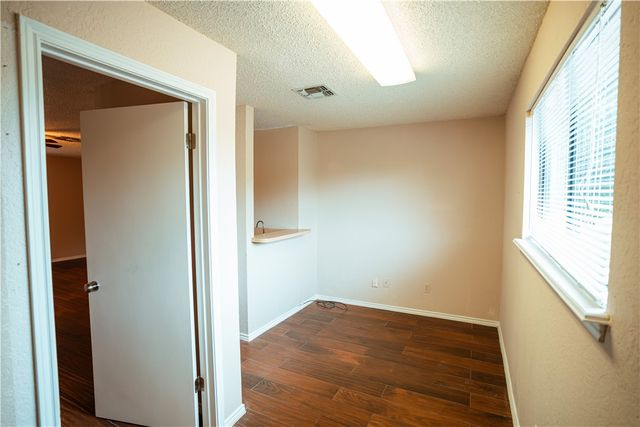 6321 Kristin Dr, Corpus Christi, TX 78414