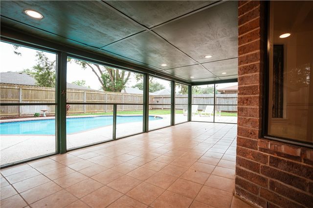 6321 Kristin Dr, Corpus Christi, TX 78414