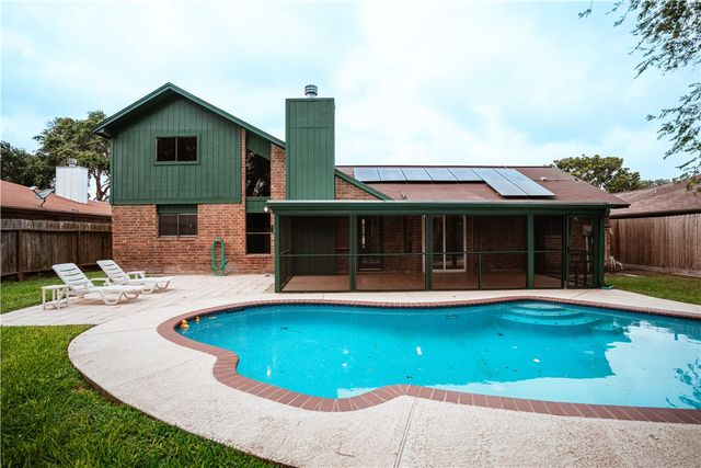 6321 Kristin Dr, Corpus Christi, TX 78414