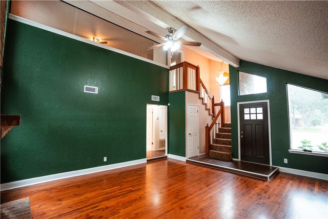6321 Kristin Dr, Corpus Christi, TX 78414