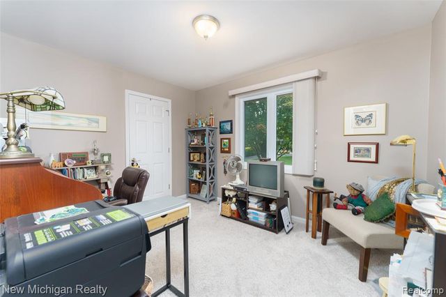 9201 Burning Tree Drive, Grand Blanc, MI 48439