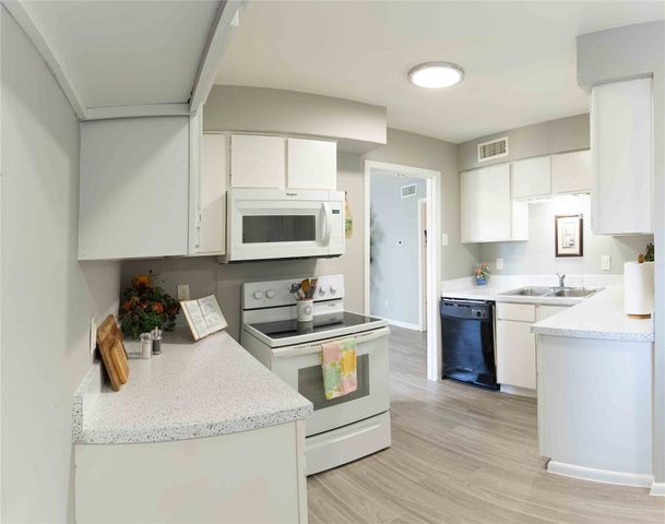13769 Brookgreen Circle, Dallas, TX 75240