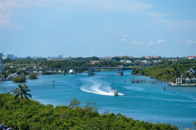 19670 Beach Rd PHB3, Tequesta, FL 33469