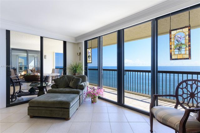 19670 Beach Rd PHB3, Tequesta, FL 33469