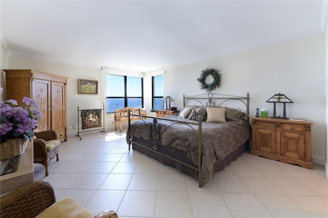 19670 Beach Rd PHB3, Tequesta, FL 33469