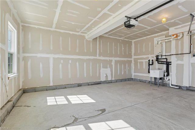 1504 Charlie ST, Chesapeake, VA 23322