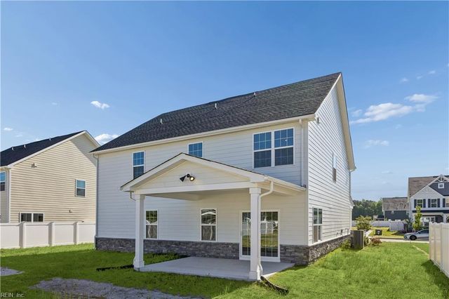 1504 Charlie ST, Chesapeake, VA 23322