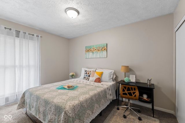 159 Village Road, Bargersville, IN 46106