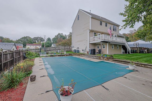 91 Edgewood Ave, Haverhill, MA 01832