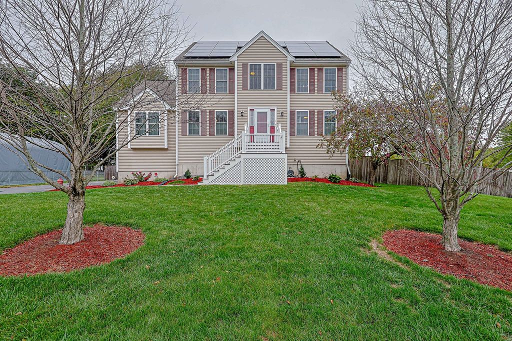 91 Edgewood Ave, Haverhill, MA 01832