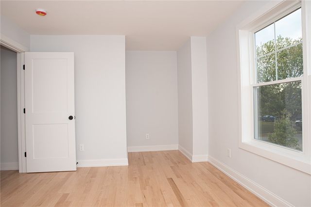 14 Recess Lane, Warwick, RI 02886