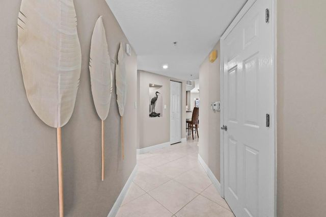 5051 N Highway A1a 10-6, Hutchinson Island, FL 34949