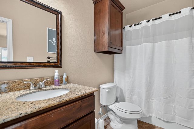 4001 Golden Eagle Drive, Bryan, TX 77808
